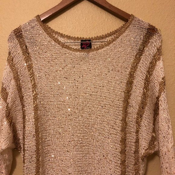 2B BY BEBE HIGH LOW GOLD SEQUIN SWEATER SIZE XS, EUC - Picture 3 of 5
